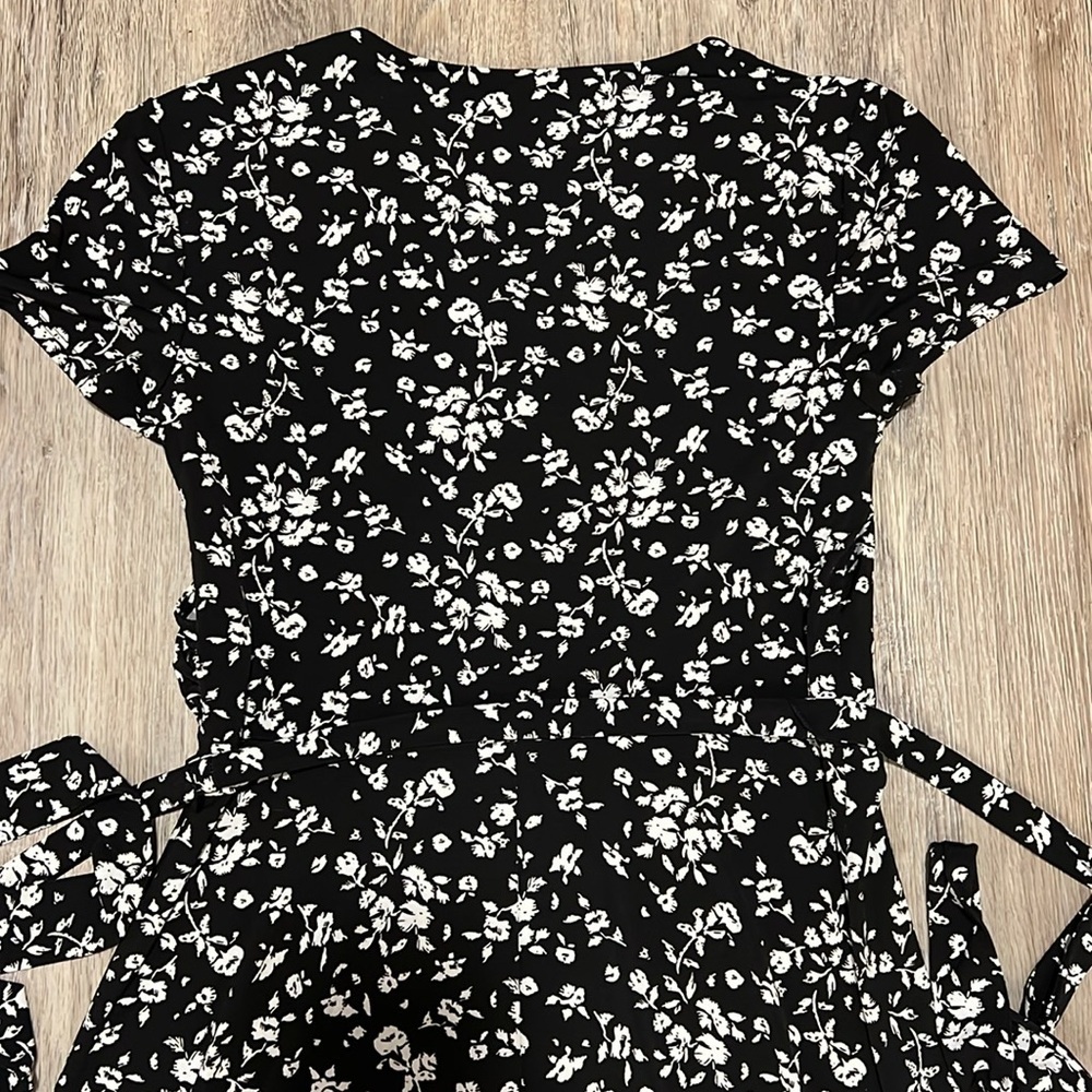 Eliza J Faux Wrap Floral Midi Dress - Picture 6 of 12